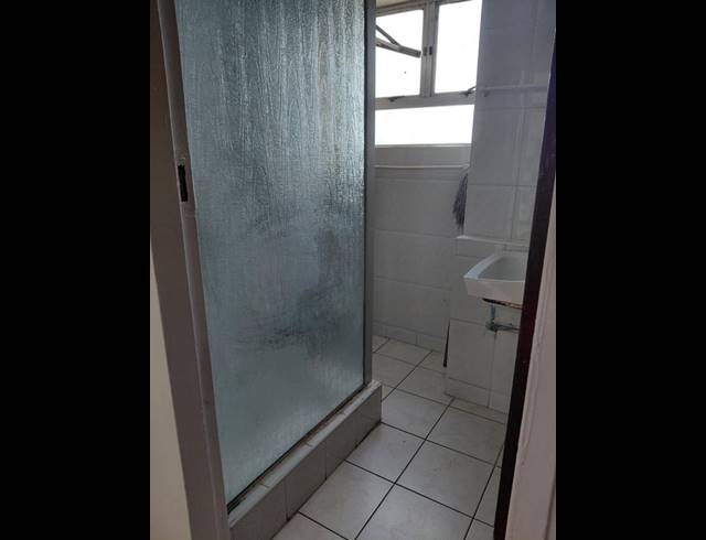 2 BEDROOM PROPERTY TO RENT IN NORTH BEACH